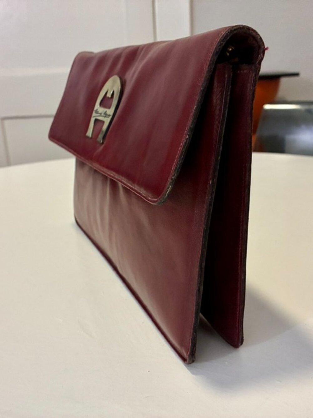 Convertible Clutch by Etienne Aigner in Oxblood - Picture 4 of 10